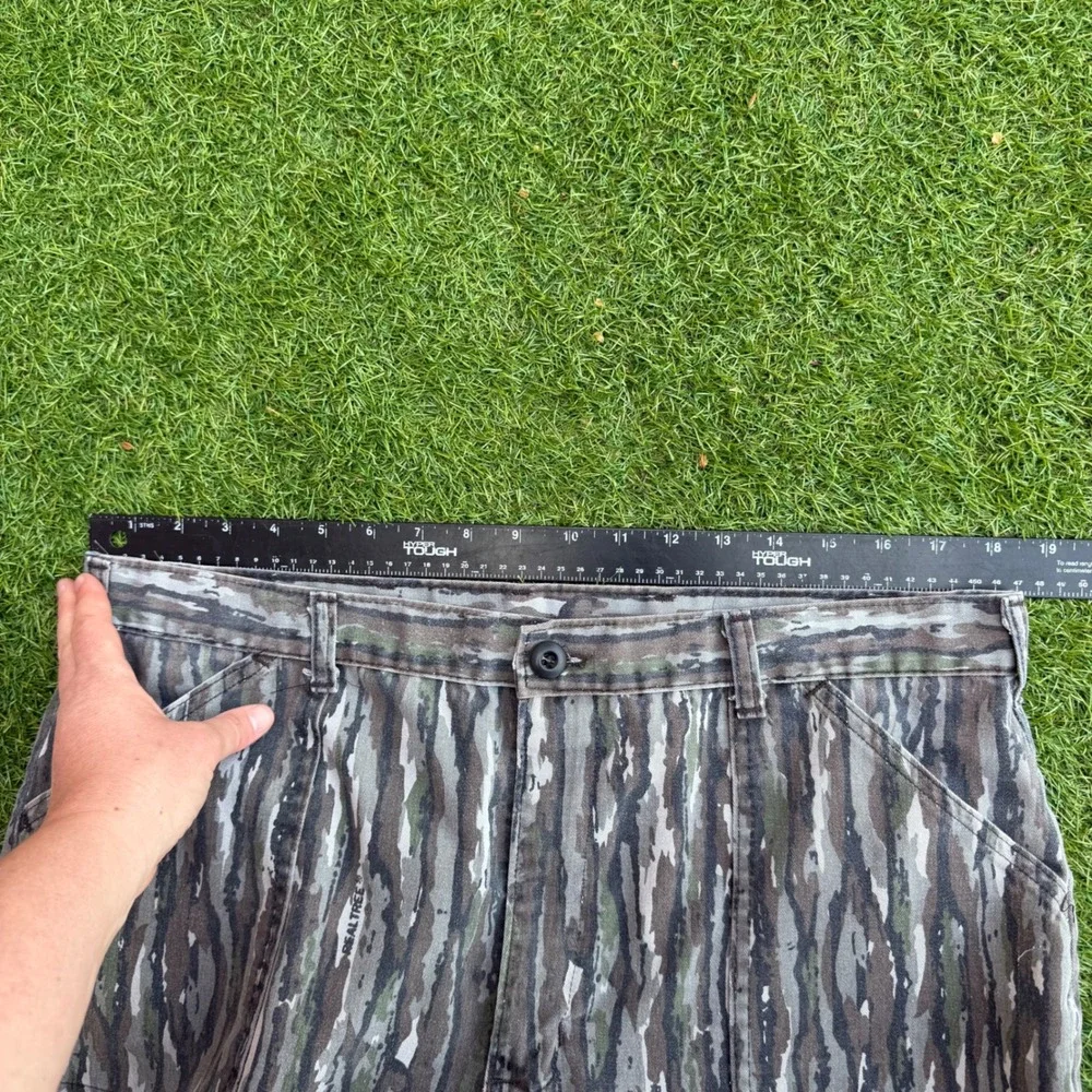 Vintage 90s Liberty Realtree Camo Pants Size 37x31 USA Tree Bark Cargo Gorpcore